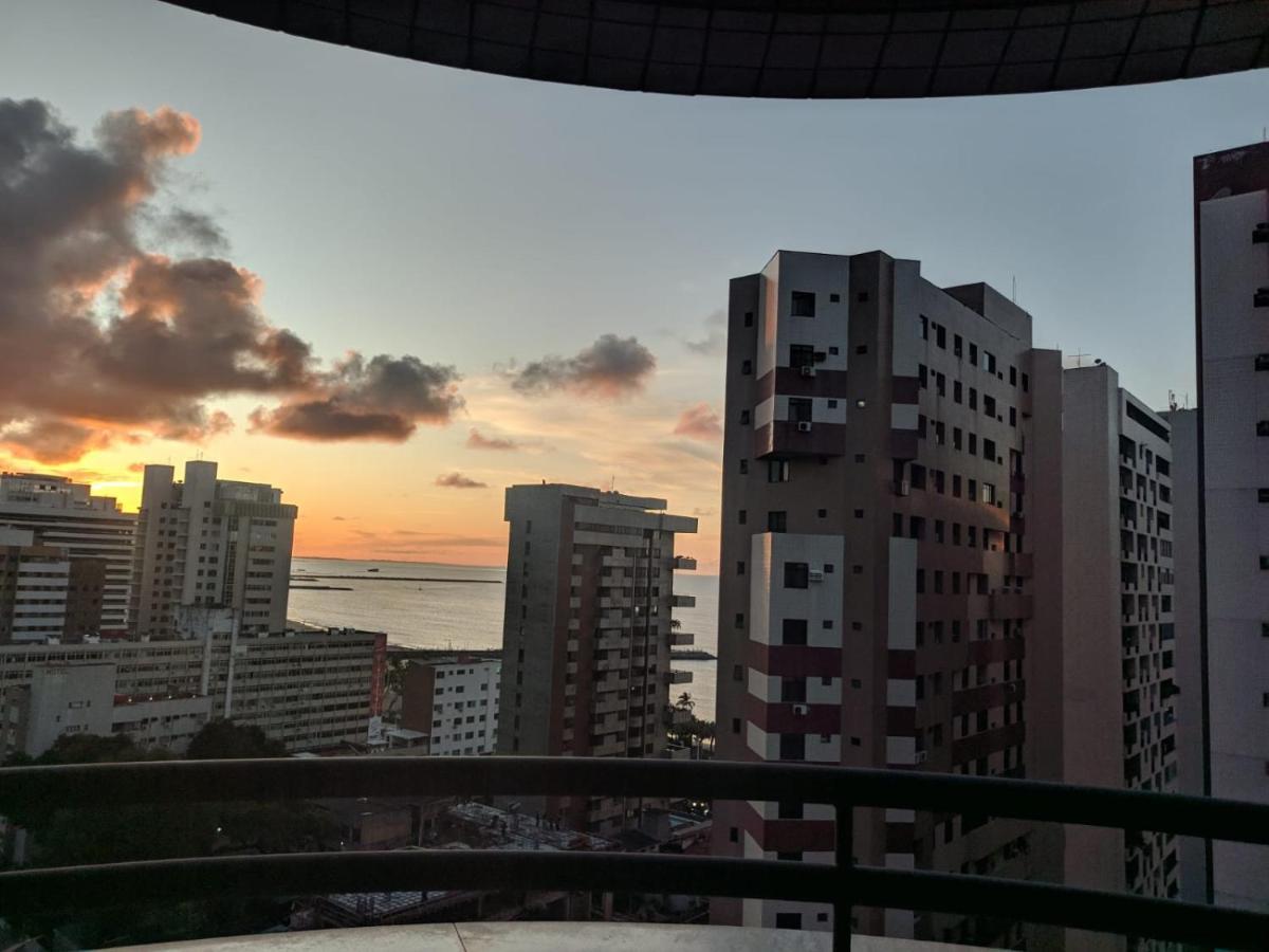 Lindo Flat Proximo A Beira Mar De Meireles Fortaleza Bagian luar foto