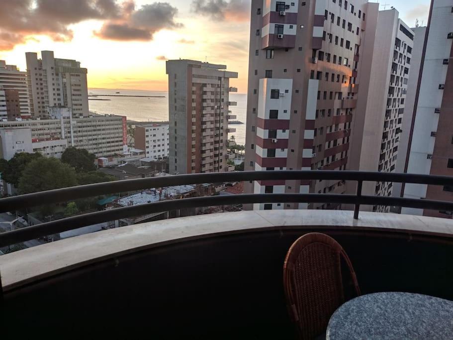 Lindo Flat Proximo A Beira Mar De Meireles Fortaleza Bagian luar foto